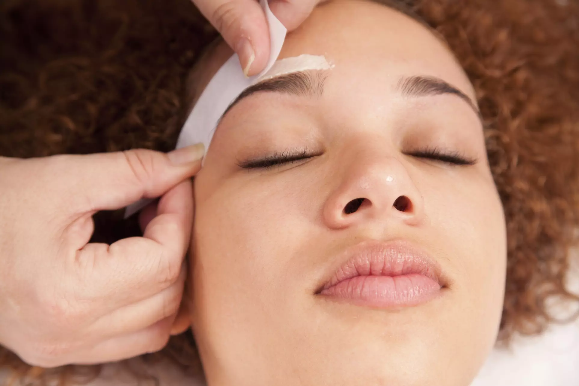 Eyebrow Shaping & Tinting